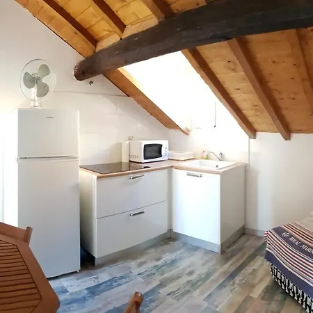 Le Grenier Calin Apartment
